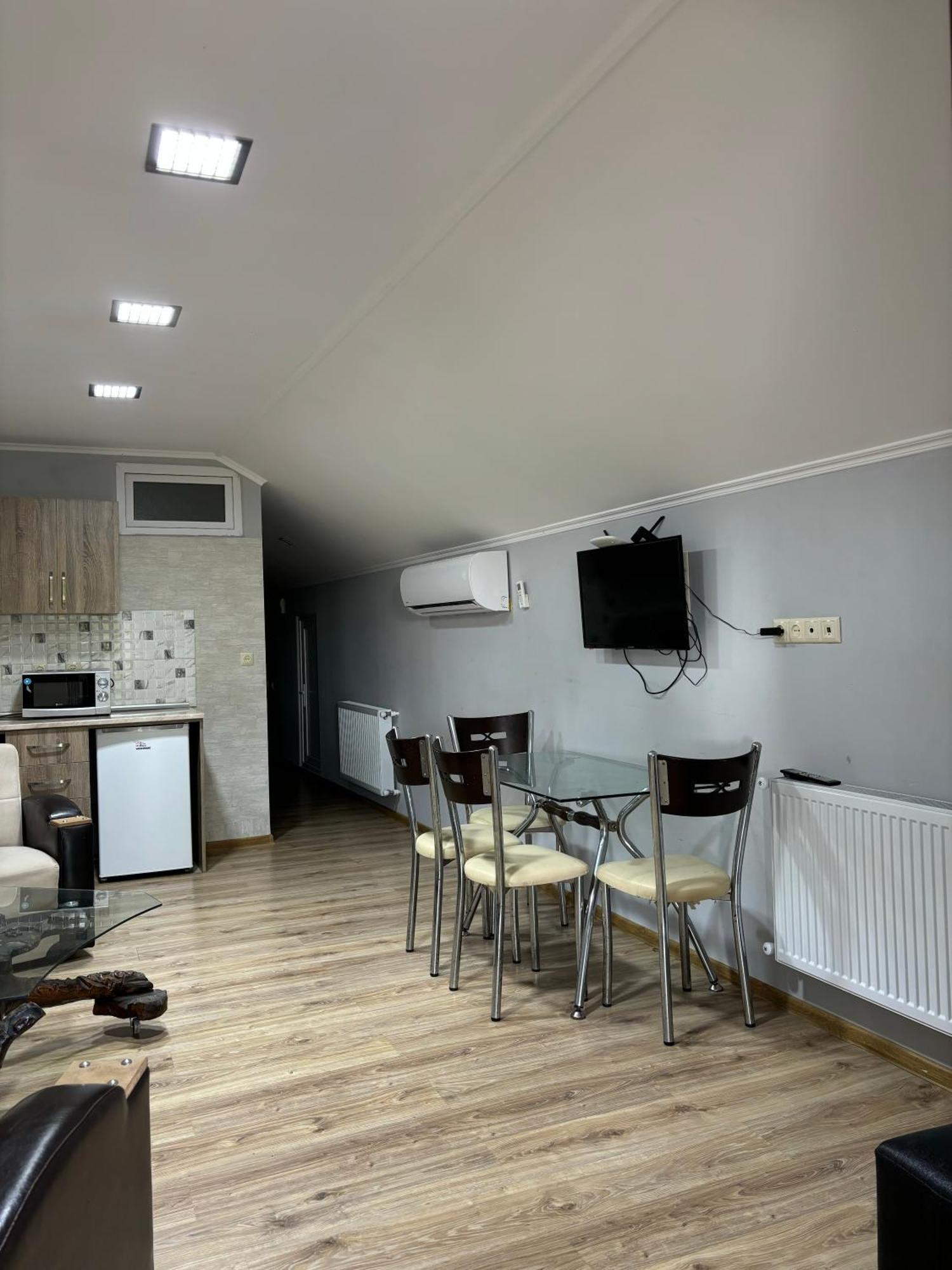Apartment Green House 마킨자우리 외부 사진