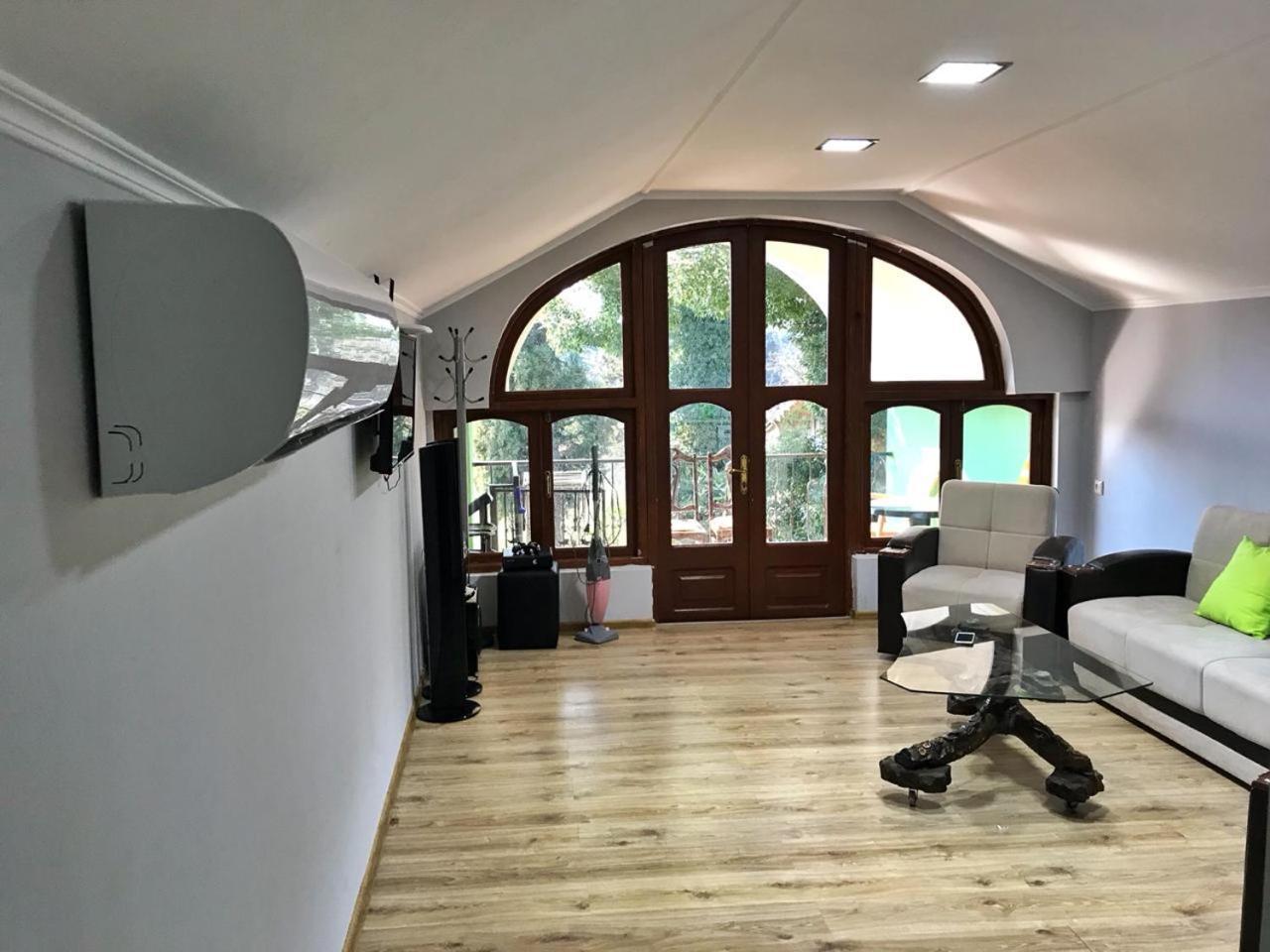 Apartment Green House 마킨자우리 외부 사진