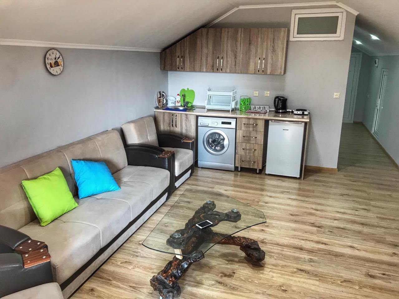 Apartment Green House 마킨자우리 외부 사진